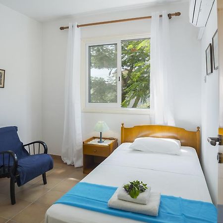Protaras Beachfront Sirina Lina Suite Paralimni Ngoại thất bức ảnh